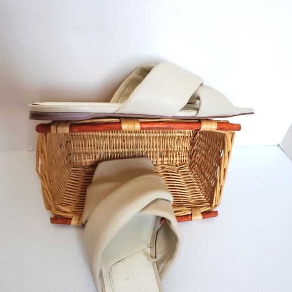 ZARA- Slip on sandals - Picture 5 of 5